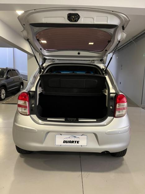 NISSAN March 1.0 16V 4P S FLEX, Foto 9