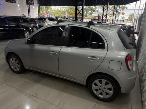 NISSAN March 1.6 16V 4P SV FLEX, Foto 6