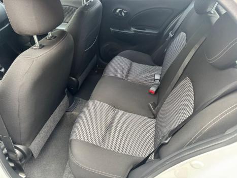 NISSAN March 1.6 16V 4P SV FLEX, Foto 13