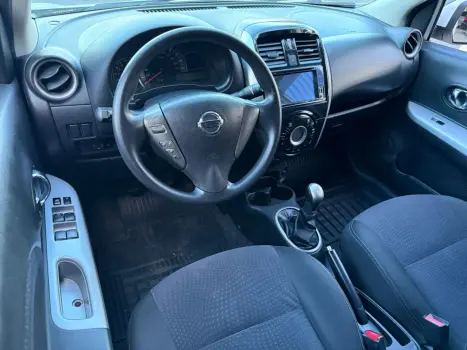 NISSAN March 1.6 16V 4P SL FLEX, Foto 6