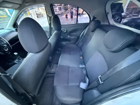 NISSAN March 1.6 16V 4P SL FLEX, Foto 8