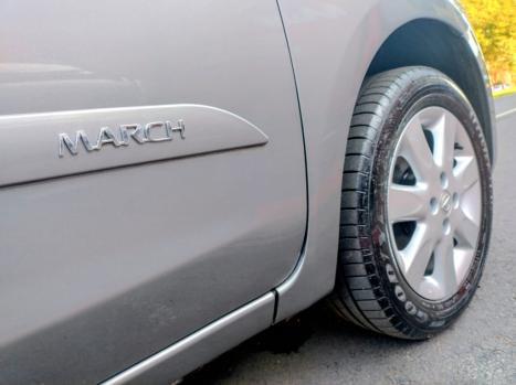 NISSAN March 1.6 16V 4P SV FLEX, Foto 8