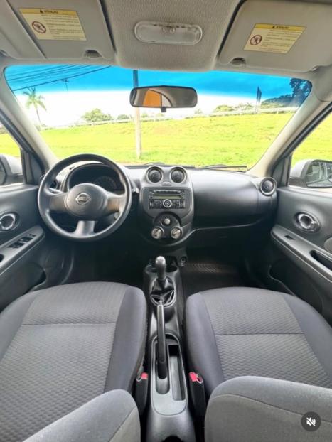 NISSAN March 1.6 16V 4P SR FLEX, Foto 7