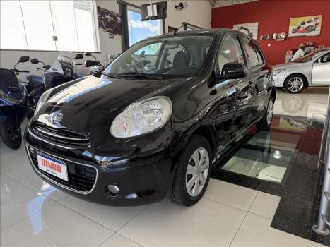 NISSAN March 1.6 16V 4P S FLEX, Foto 2