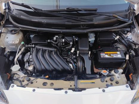 NISSAN March 1.6 16V 4P SL FLEX, Foto 14