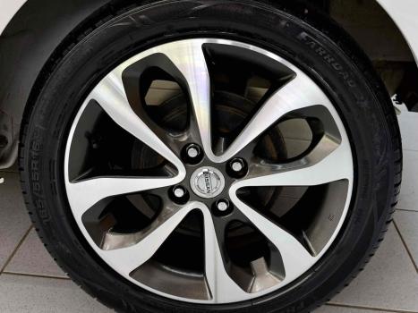 NISSAN March , Foto 15