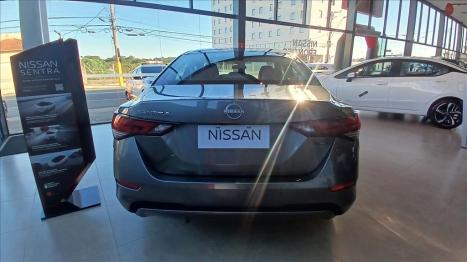 NISSAN Sentra 2.0 16V 4P ADVANCE XTRONIC AUTOM�TICO, Foto 4