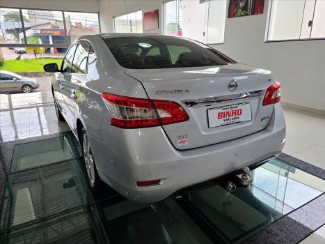NISSAN Sentra 2.0 16V 4P FLEX SL AUTOMÁTICO CVT, Foto 4