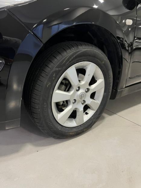 NISSAN Tiida Sedan 1.8 16V 4P FLEX, Foto 10