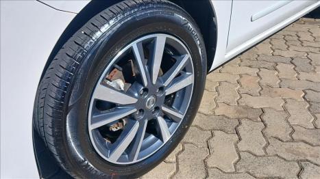 NISSAN Versa Sedan 1.6 16V 4P UNIQUE FLEX, Foto 7