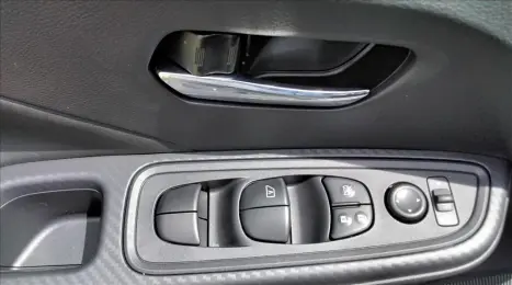 NISSAN Versa Sedan 1.6 16V 4P FLEX S, Foto 11