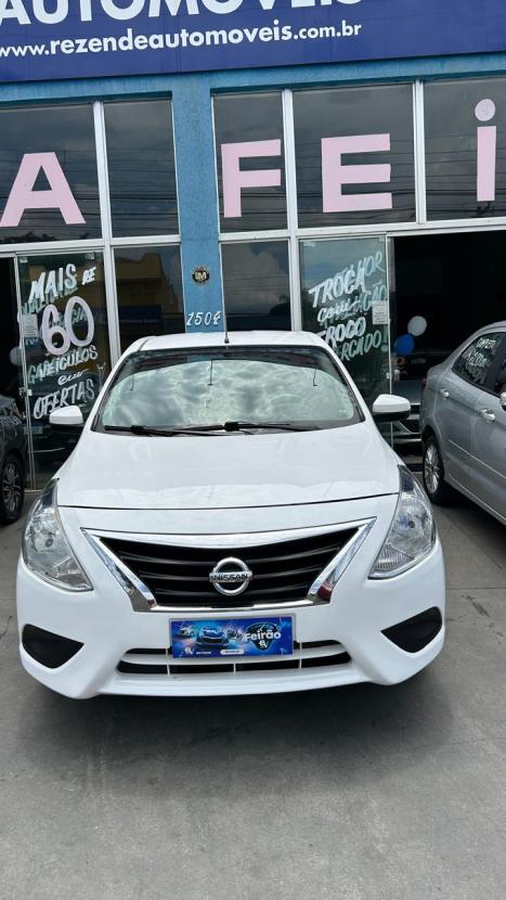 NISSAN Versa Sedan 1.0 4P FLEX, Foto 1