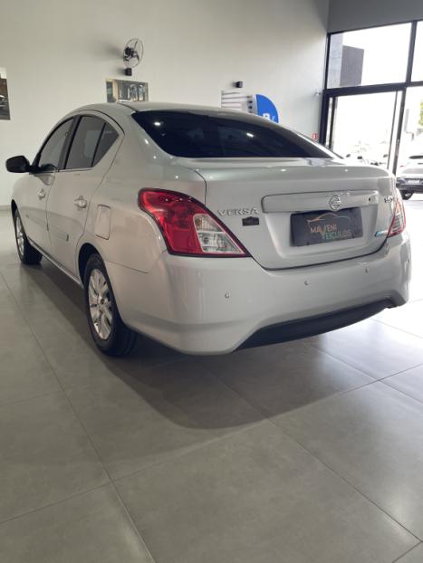 NISSAN Versa Sedan 1.6 16V 4P SV FLEX XTRONIC AUTOM�TICO CVT, Foto 8