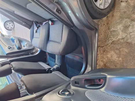 NISSAN Versa Sedan 1.0 4P FLEX S, Foto 9