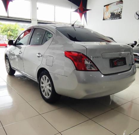 NISSAN Versa Sedan 1.6 16V 4P FLEX SV, Foto 5