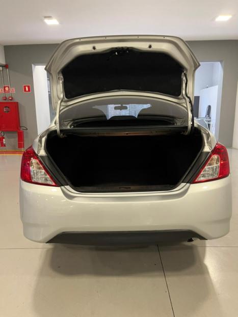 NISSAN Versa Sedan 1.6 16V 4P SL FLEX XTRONIC AUTOM�TICO CVT, Foto 9