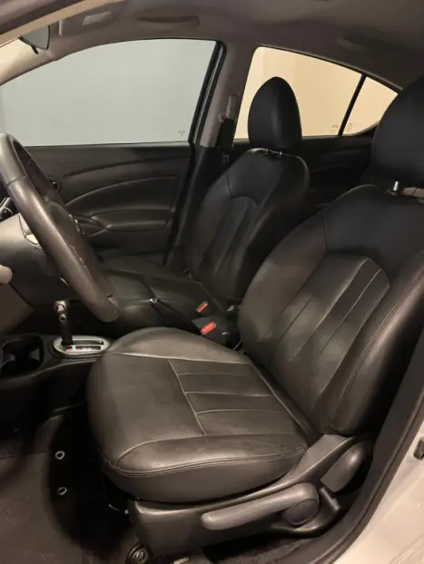 NISSAN Versa Sedan 1.6 16V 4P SL FLEX XTRONIC AUTOM�TICO CVT, Foto 17