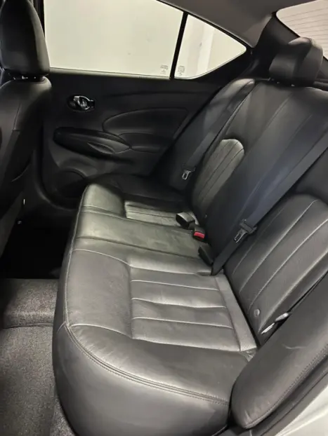 NISSAN Versa Sedan 1.6 16V 4P SL FLEX XTRONIC AUTOM�TICO CVT, Foto 18