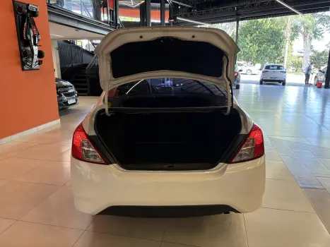 NISSAN Versa Sedan 1.6 16V 4P FLEX SR XTRONIC AUTOM�TICO CVT, Foto 20