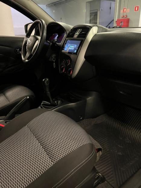 NISSAN Versa Sedan 1.6 16V 4P FLEX SV, Foto 14