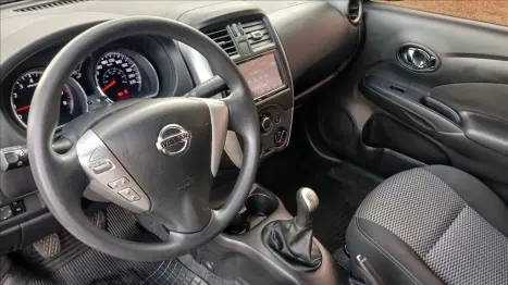 NISSAN Versa Sedan 1.6 16V 4P FLEX SV, Foto 10