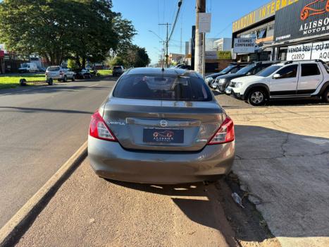 NISSAN Versa Sedan 1.6 16V 4P FLEX SL, Foto 9