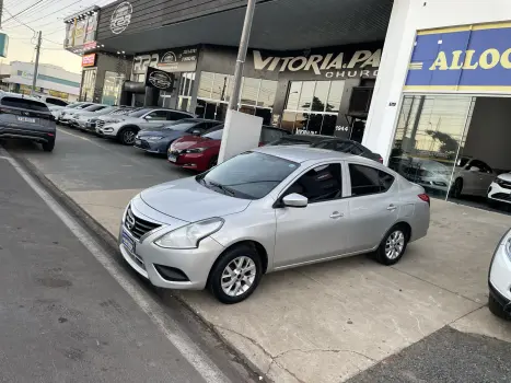 NISSAN Versa Sedan 1.0 4P FLEX S, Foto 2