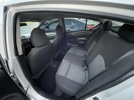 NISSAN Versa Sedan 1.0 4P FLEX S, Foto 11