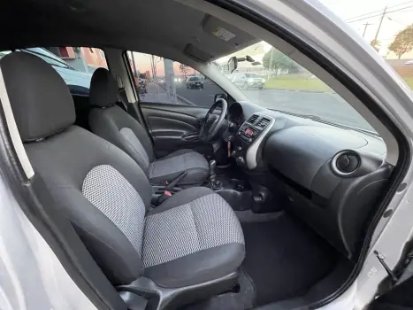 NISSAN Versa Sedan 1.0 4P FLEX S, Foto 13