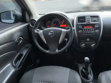 NISSAN Versa Sedan 1.0 4P FLEX S, Foto 14