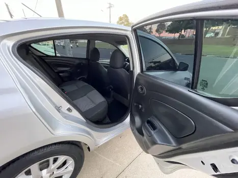 NISSAN Versa Sedan 1.0 4P FLEX S, Foto 17