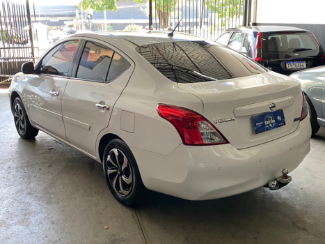 NISSAN Versa Sedan 1.6 16V 4P FLEX SV, Foto 4