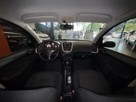 PEUGEOT 207 Hatch 1.6 16V 4P QUIKSILVER FLEX, Foto 17