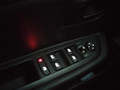 PEUGEOT 208 1.0 12V 4P FLEX LIKE, Foto 10