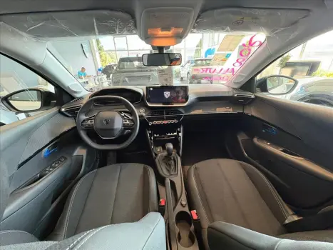 PEUGEOT 208 1.0 12V 4P FLEX ALLURE TURBO 200 AUTOM�TICO CVT, Foto 9