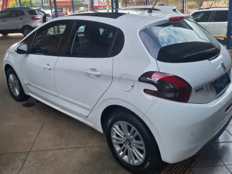 PEUGEOT 208 1.2 12V 4P ALLURE FLEX, Foto 6