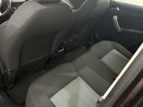 PEUGEOT 208 1.5 4P FLEX ACTIVE PACK, Foto 4 PEUGEOT 208 1.5 4P FLEX ACTIVE PACK, Foto 4