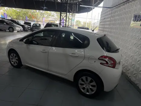 PEUGEOT 208 1.5 4P FLEX ACTIVE, Foto 2