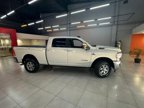 RAM 2500 6.7 I6 24V SLT CABINE DUPLA TURBO DIESEL LARAMIE 4X4 AUTOMÁTICO, Foto 4 RAM 2500 6.7 I6 24V SLT CABINE DUPLA TURBO DIESEL LARAMIE 4X4 AUTOMÁTICO, Foto 4