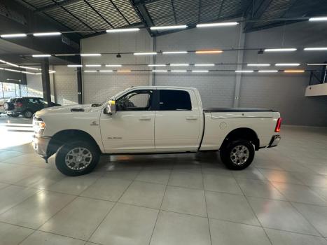 RAM 2500 6.7 I6 24V SLT CABINE DUPLA TURBO DIESEL LARAMIE 4X4 AUTOMÁTICO, Foto 5 RAM 2500 6.7 I6 24V SLT CABINE DUPLA TURBO DIESEL LARAMIE 4X4 AUTOMÁTICO, Foto 5