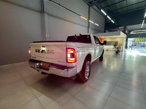 RAM 2500 6.7 I6 24V SLT CABINE DUPLA TURBO DIESEL LARAMIE 4X4 AUTOMÁTICO, Foto 7 RAM 2500 6.7 I6 24V SLT CABINE DUPLA TURBO DIESEL LARAMIE 4X4 AUTOMÁTICO, Foto 7