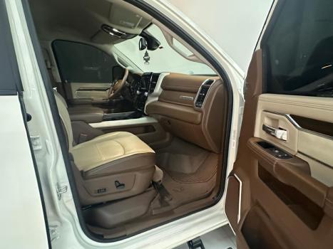 RAM 2500 6.7 I6 24V SLT CABINE DUPLA TURBO DIESEL LARAMIE 4X4 AUTOMÁTICO, Foto 19 RAM 2500 6.7 I6 24V SLT CABINE DUPLA TURBO DIESEL LARAMIE 4X4 AUTOMÁTICO, Foto 19