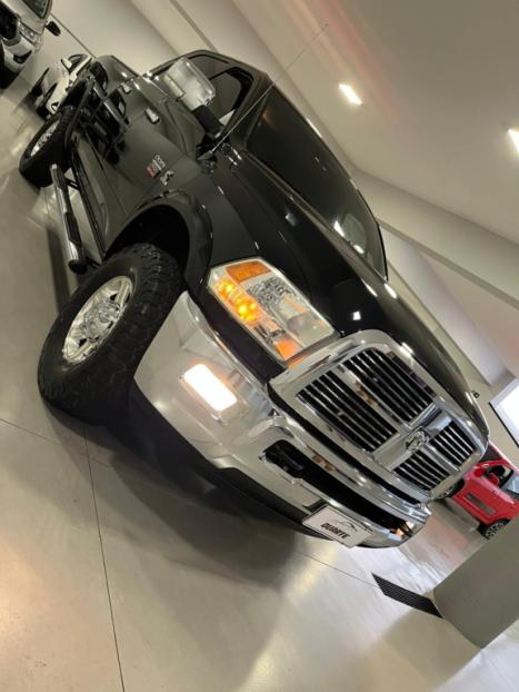 RAM 2500 6.7 I6 24V SLT CABINE DUPLA TURBO DIESEL LARAMIE 4X4 AUTOM�TICO, Foto 7