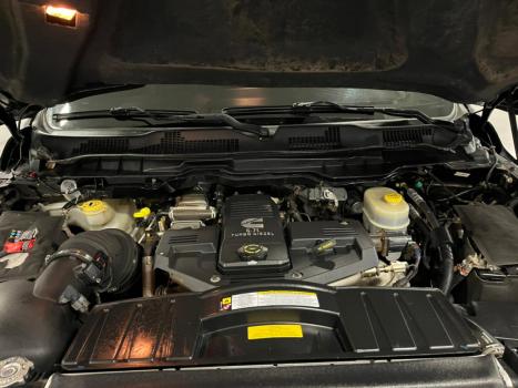 RAM 2500 6.7 I6 24V SLT CABINE DUPLA TURBO DIESEL LARAMIE 4X4 AUTOM�TICO, Foto 10