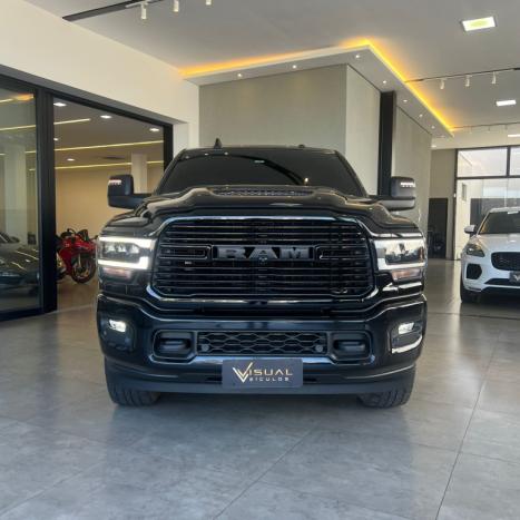 RAM 2500 6.7 I6 24V SLT CABINE DUPLA TURBO DIESEL NIGHT EDITION 4X4 AUTOM�TICO, Foto 2