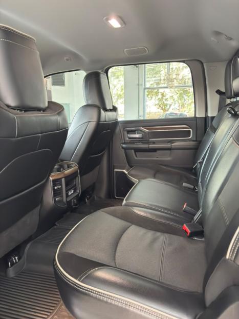 RAM 2500 6.7 I6 24V SLT CABINE DUPLA TURBO DIESEL LARAMIE 4X4 AUTOM�TICO, Foto 15