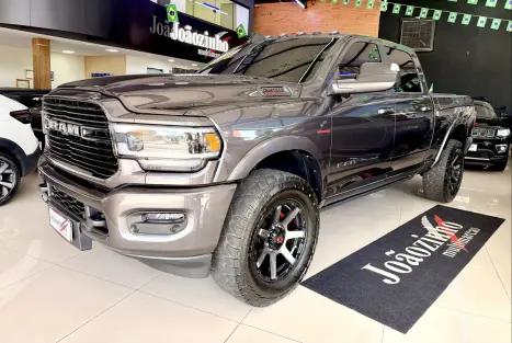 RAM 2500 6.7 I6 24V SLT CABINE DUPLA TURBO DIESEL NIGHT EDITION 4X4 AUTOM�TICO, Foto 3