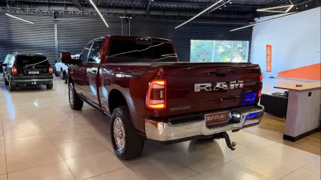 RAM 2500 6.7 I6 24V SLT CABINE DUPLA TURBO DIESEL LARAMIE 4X4 AUTOM�TICO, Foto 5