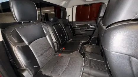 RAM 2500 6.7 I6 24V SLT CABINE DUPLA TURBO DIESEL LARAMIE 4X4 AUTOM�TICO, Foto 14