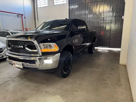 RAM 2500 6.7 I6 24V SLT CABINE DUPLA TURBO DIESEL LARAMIE 4X4 AUTOMÁTICO, Foto 3